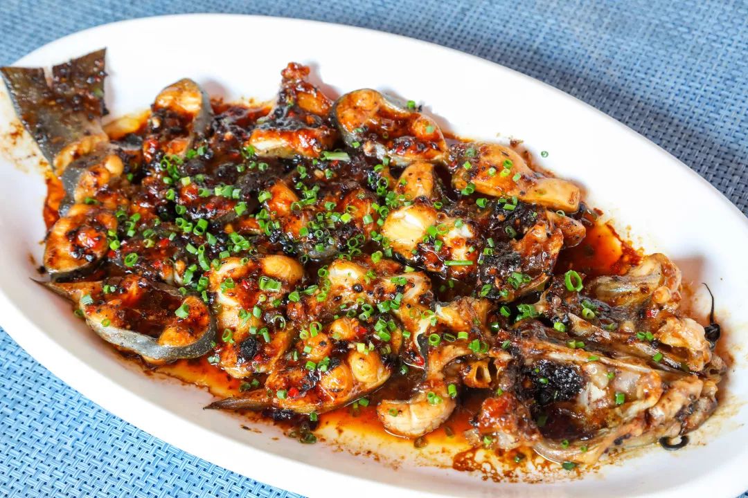 百鸟归巢烧汁淋茄子夹花雕冻鲍刺身沙姜炒鸡焖锅寻龙鱼汉寿甲鱼煲富丽