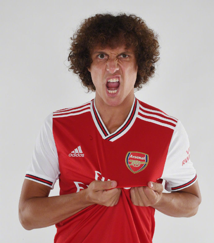 阿森纳宣布签下大卫·路易斯.