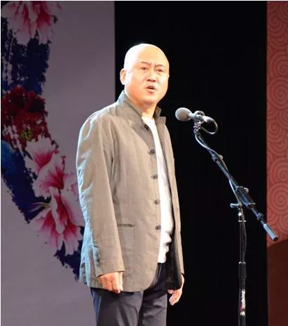 單口相聲演員方清平中秋專場演出我叫方清平聯繫客服有福利