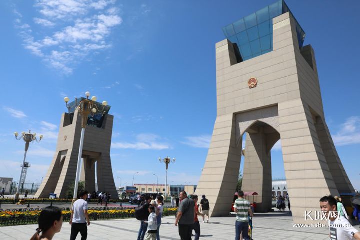 新疆是个好地方揭秘中哈霍尔果斯国际边境合作中心的蜕变之路