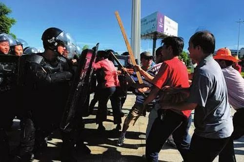 实务从无罪案例看暴力袭警是否一律入罪