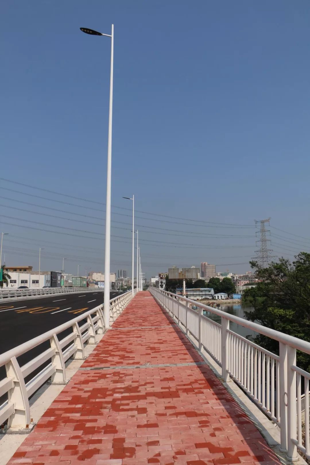 厚街家具大道双岗桥明天全面通车,小编提前上桥体验!