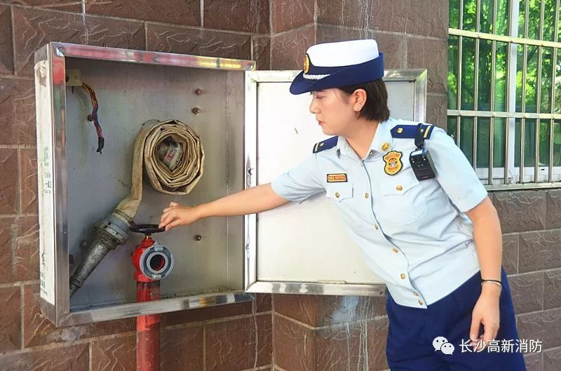 大麓谷一小区消火栓成摆设消防安全隐患多被媒体曝光