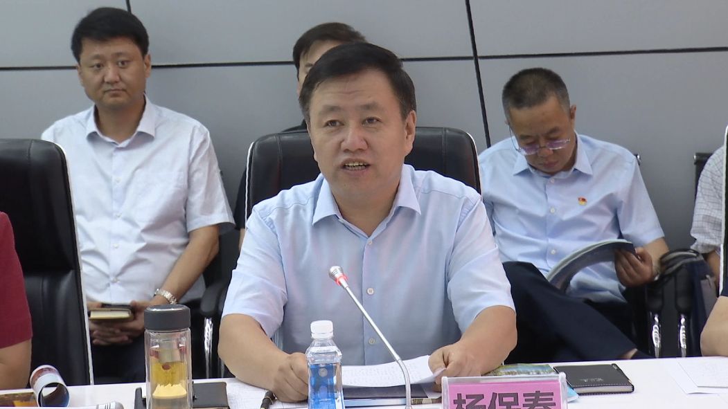 李向凯一行前来曲沃检查指导创建国家卫生县城工作