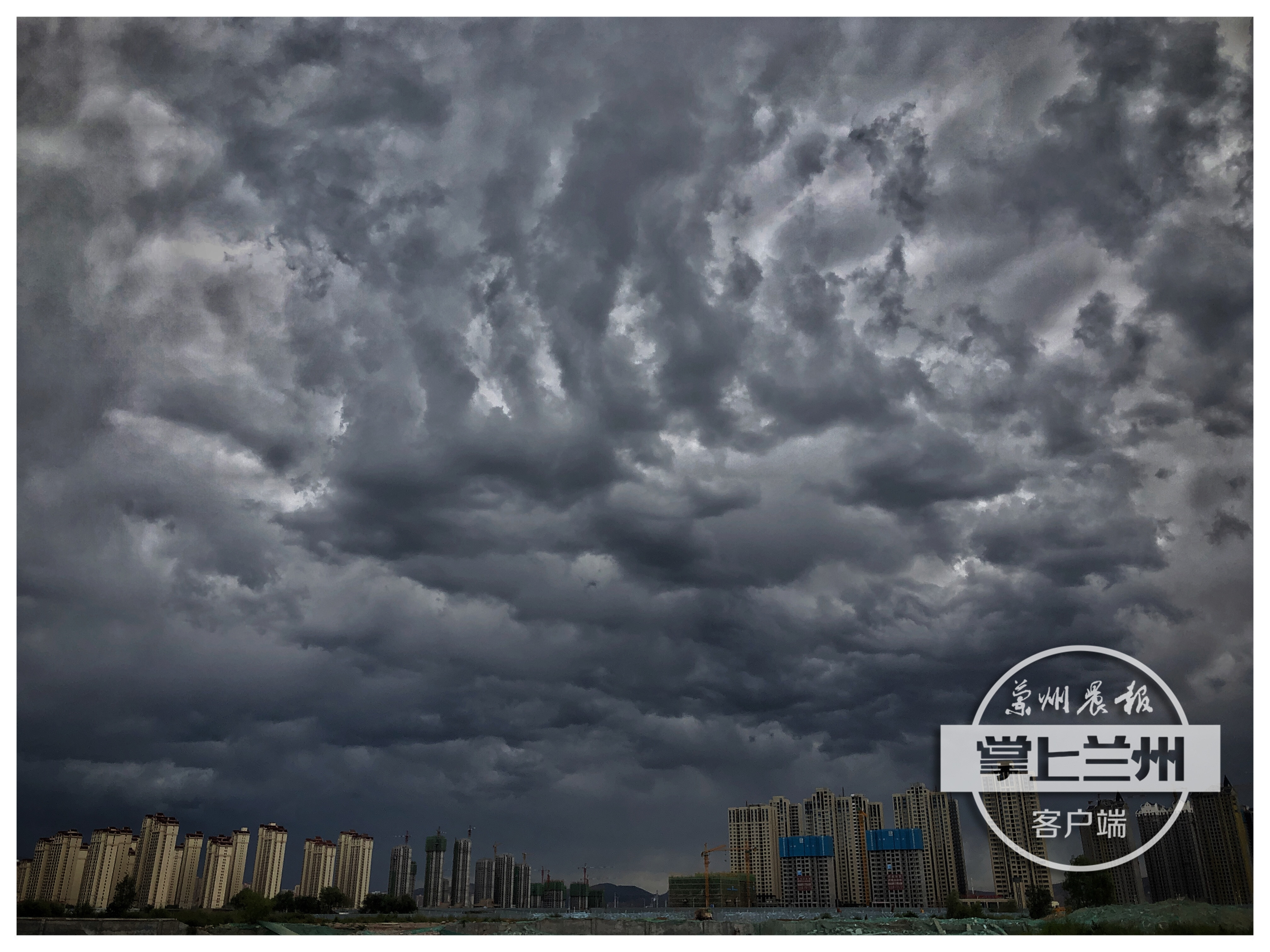 一場及時雨過後,週末要成桑拿天?別急還有雷雨穿插