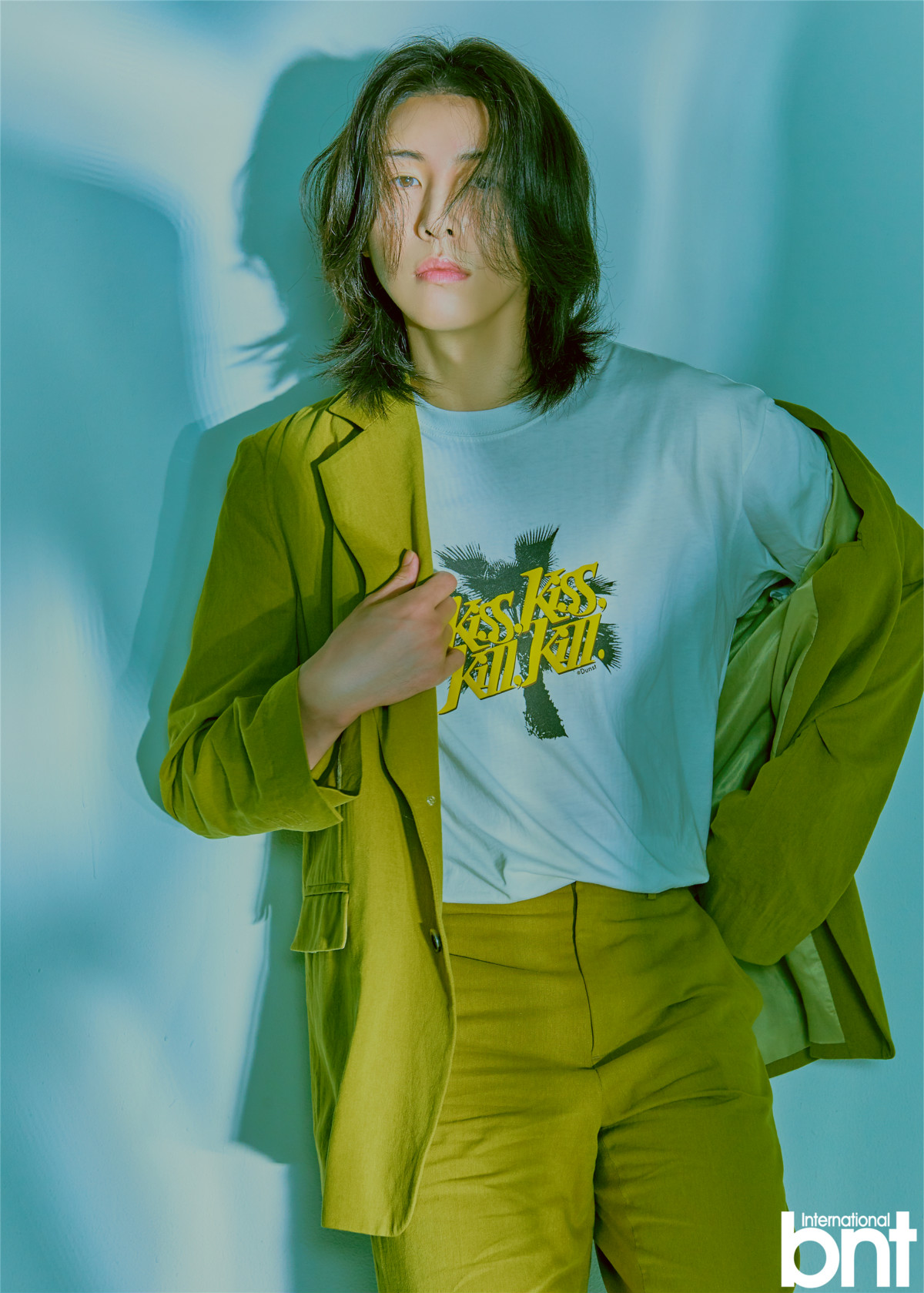 鲁敏宇拍摄bnt写真 展现对于演技的热情