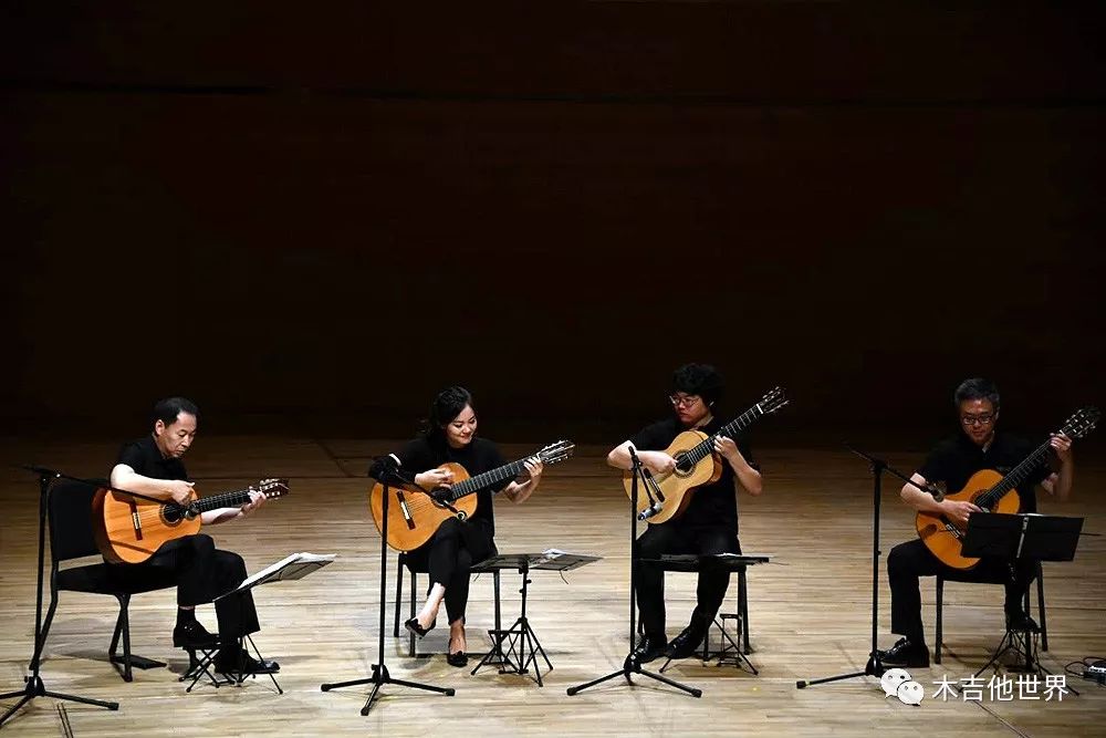 视频北京爱乐吉他室内乐团最近演出现场3则