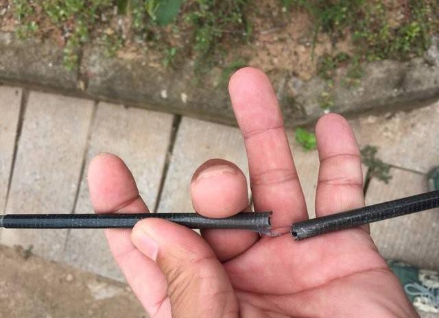 钓鱼的时候竿子断了?别急,这个技巧完美解决_杆子