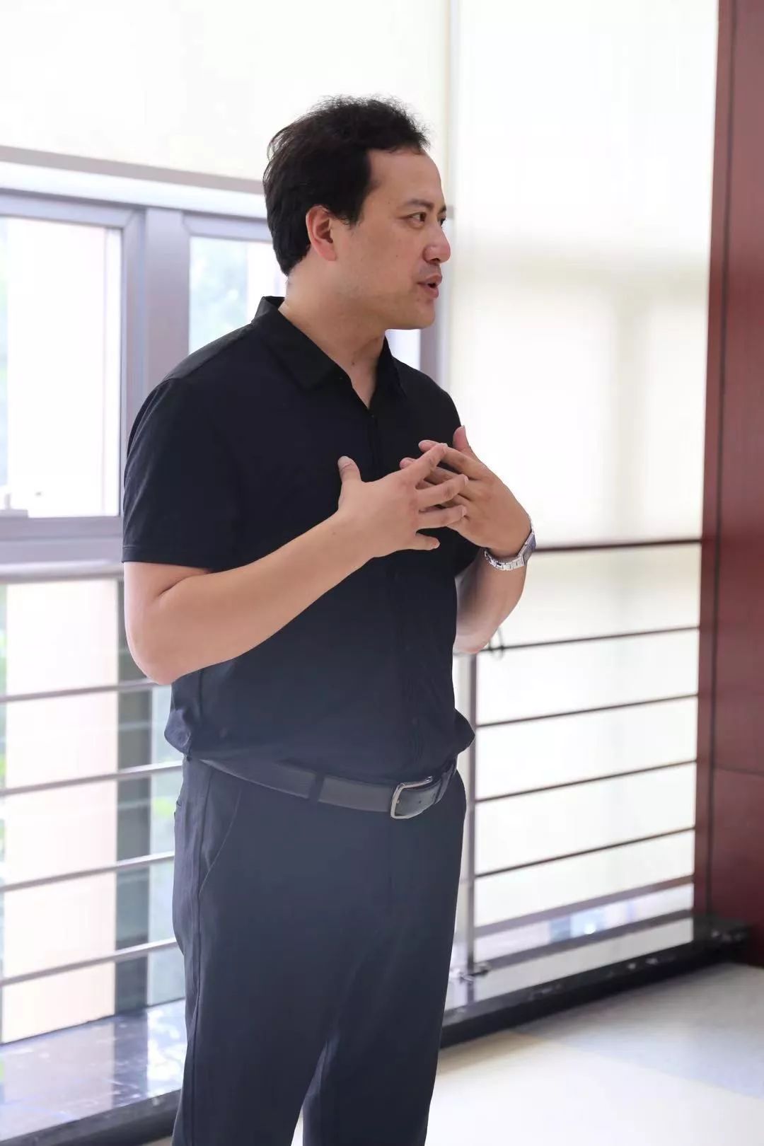 张伟平日照市图书馆尼山书院公益讲师推介系列