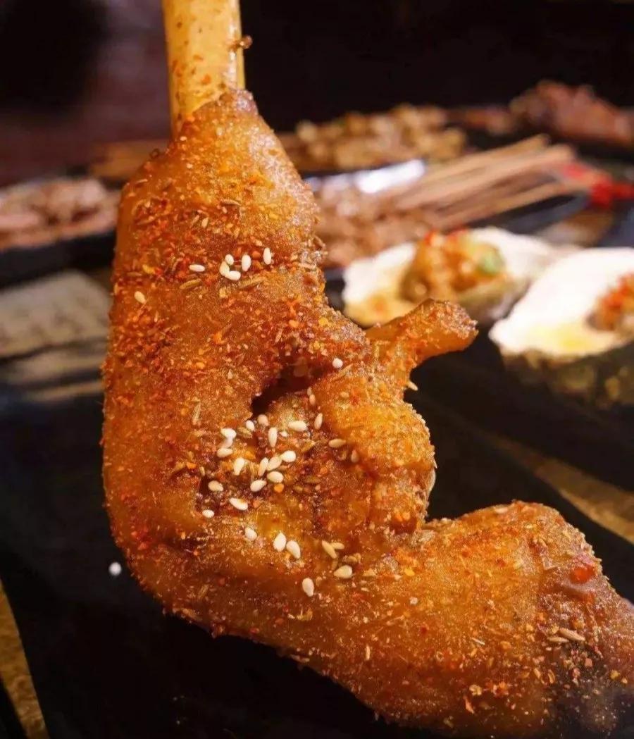 烤羊蹄烤羊腰炖清炖羊肉羊肉粉图丨实拍菜品 羊肉粉遵义羊肉粉,用上等