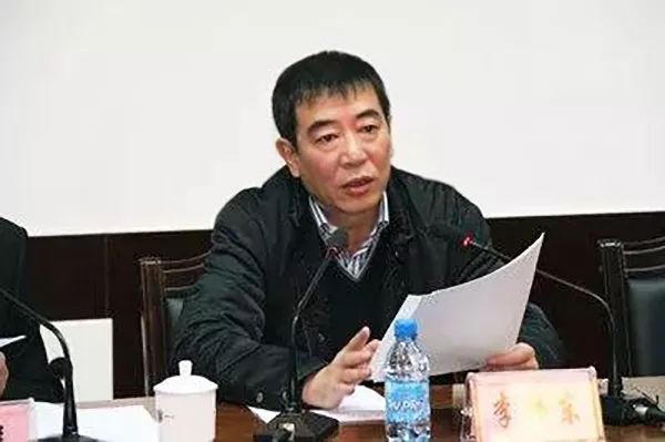"毫无人民警察职业操守"_李伟东