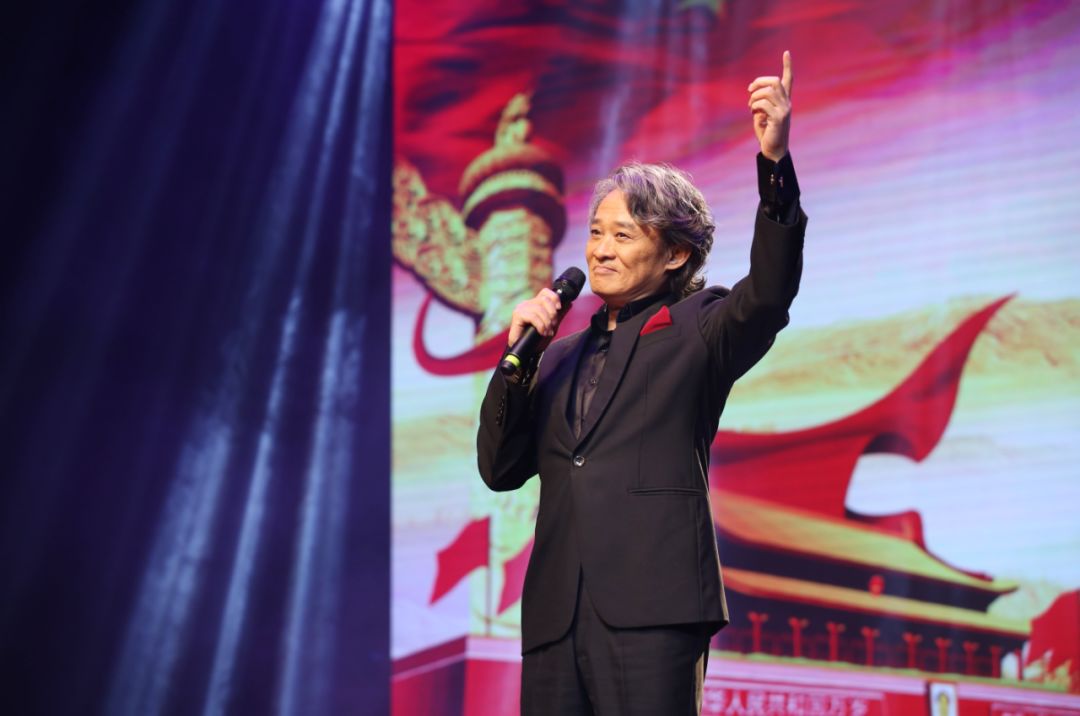 作品展播著名配音演员徐涛朗诵祖国啊我亲爱的祖国