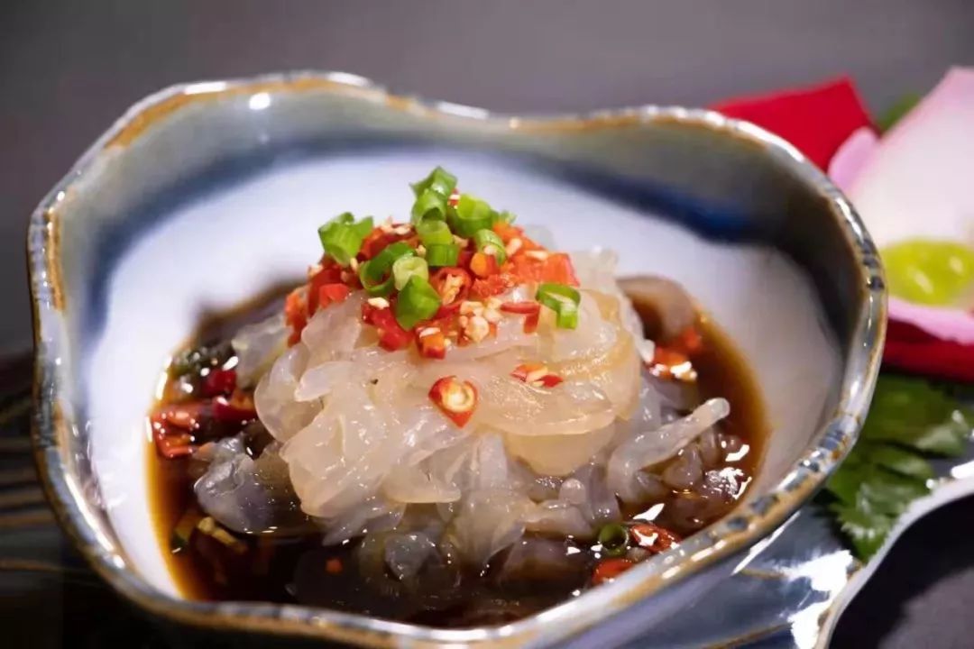 味之绝2.0时代来了!张翰种草的硬核级美蛙鱼头新店3.8折霸气开场!