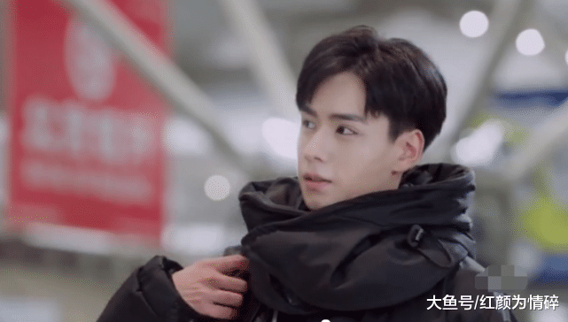 亲爱的热爱的游戏颜vs吃瓜颜吴白戴风97认真韩商言太萌