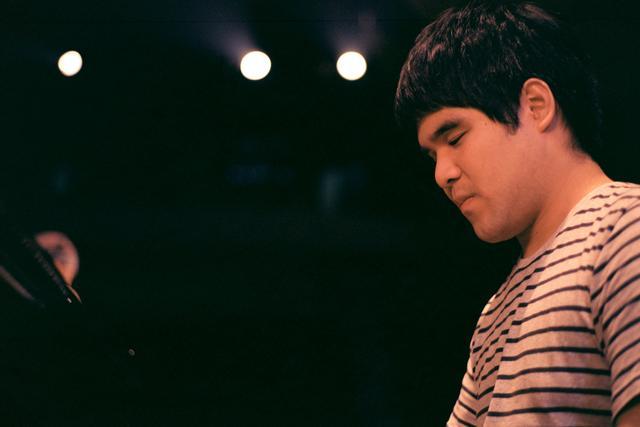 原创电影逆光飞翔决心够强才能突破障碍