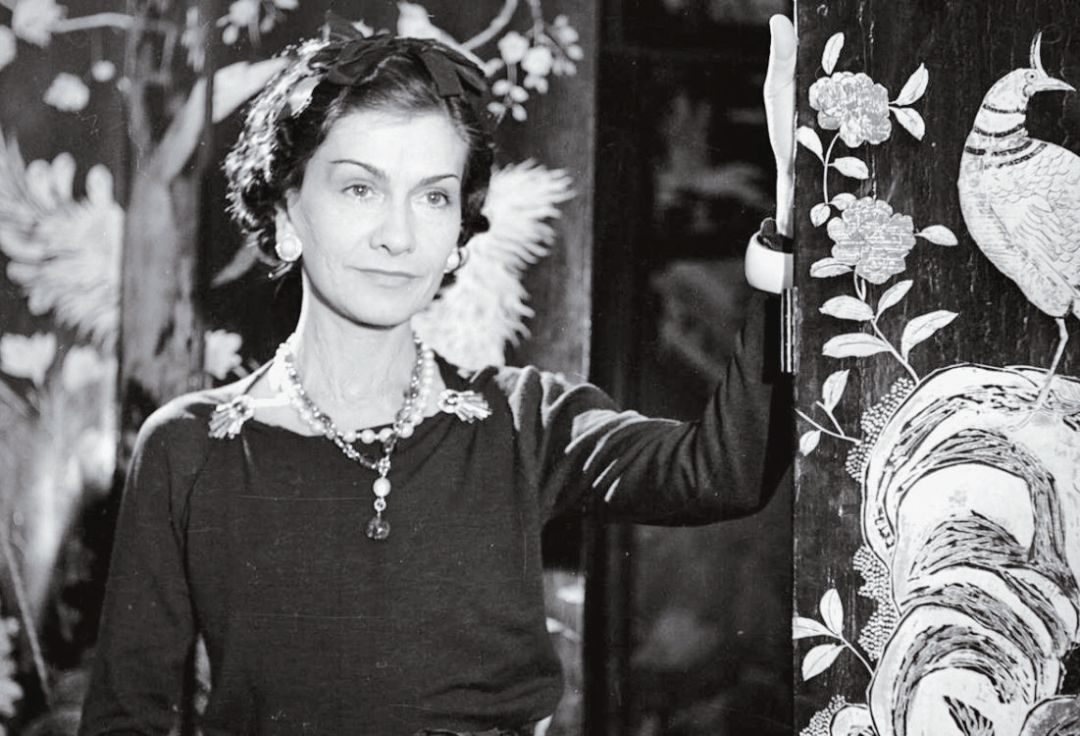 特立独行并忠于自我,这才是香奈儿的奢侈密码_卡尔·拉格斐