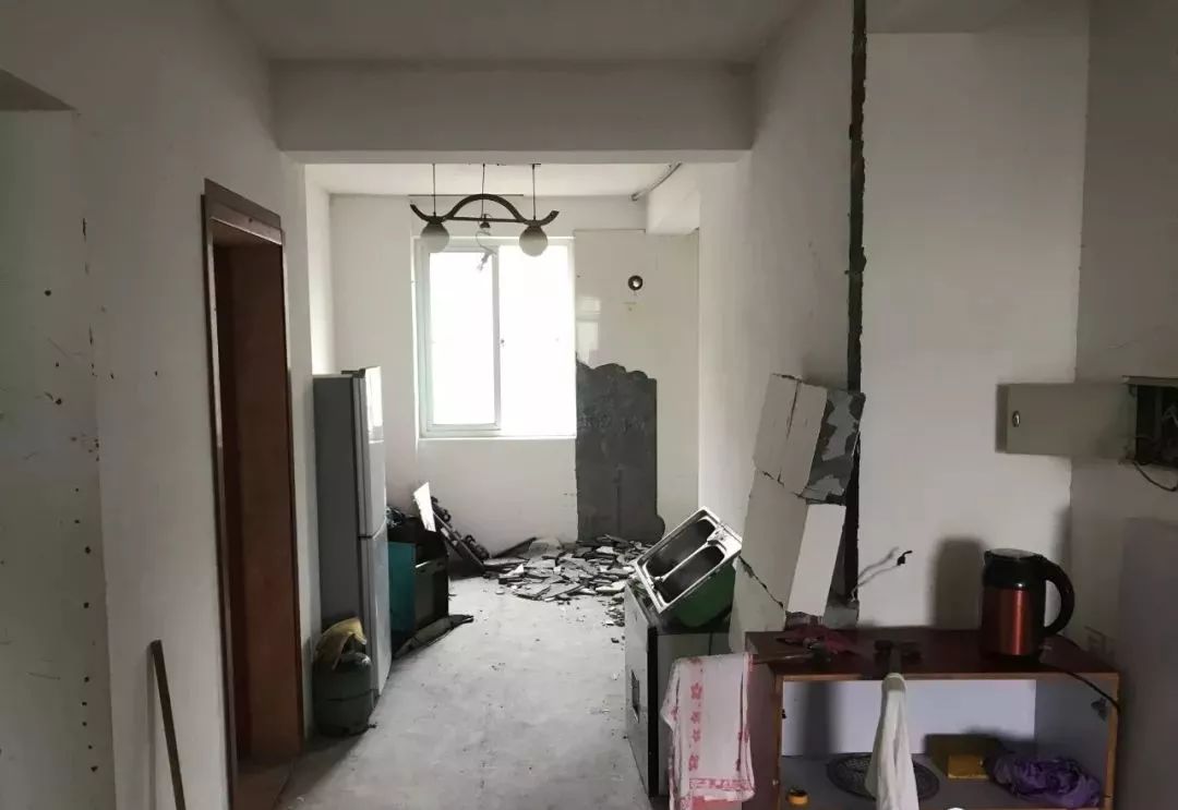 80㎡破旧二手房逆袭缺陷变亮点打造超舒适乌克兰现代风