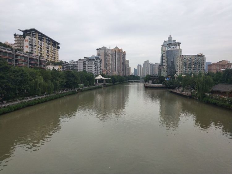 成都曾最繁华的载货码头装满失恋者的眼泪和歌唱者的梦想