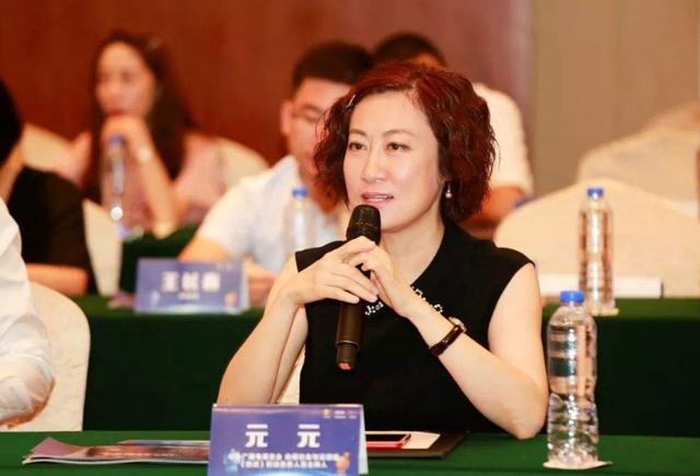 主持央视《热话》,《今日说法》等栏目的知名主持人元元,在微博发长文