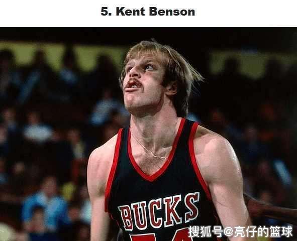 1977年nba状元肯特-本森算是乔-史密斯的"前世",他们有着几乎相同的