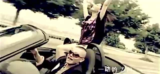 火箭少女新歌mv崩盘连凤凰传奇都开跑车你们居然开皮卡