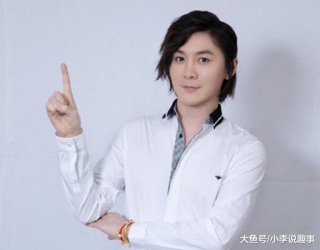张大仙直播人气太高,直播风格被模仿,网友:谁火蹭谁,太正常了。_虎牙