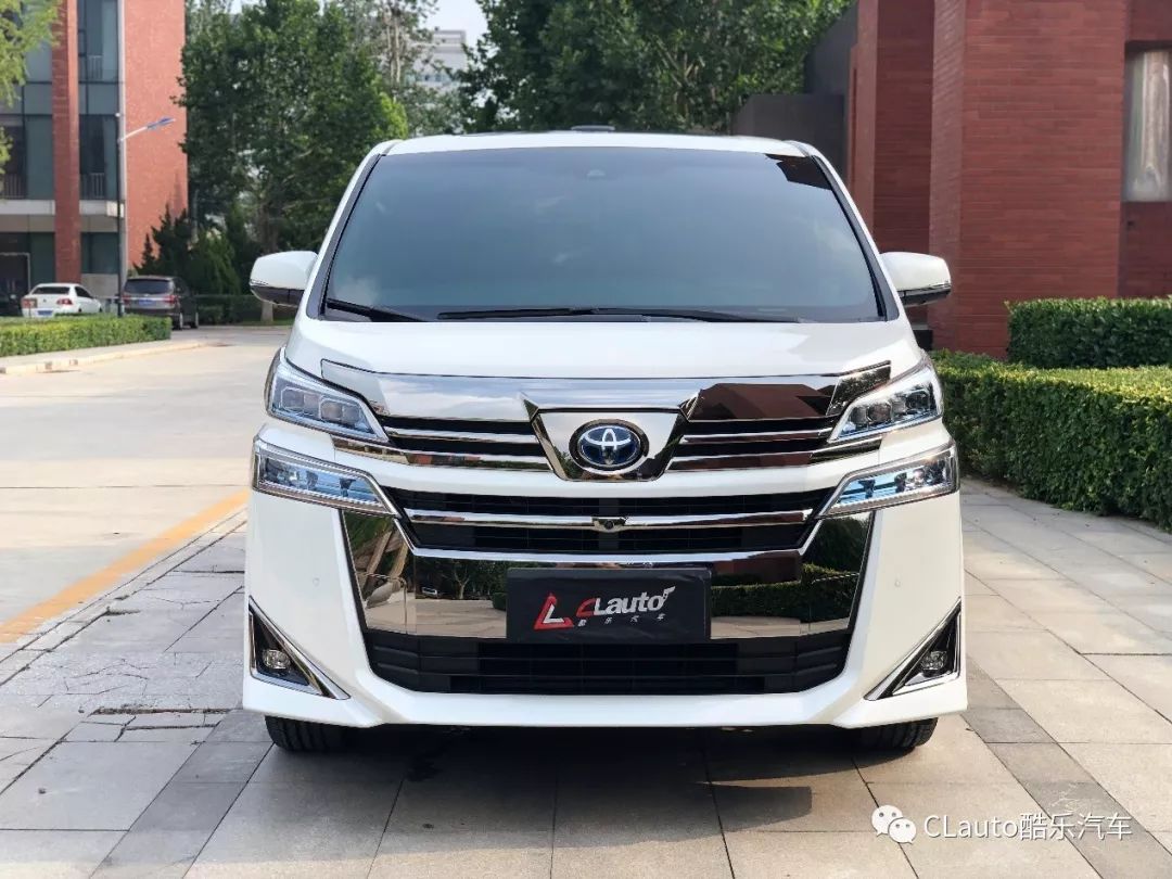 5w,丰田威尔法(vellfire)尊贵版,奢华而年轻的保姆车居然还能改装?