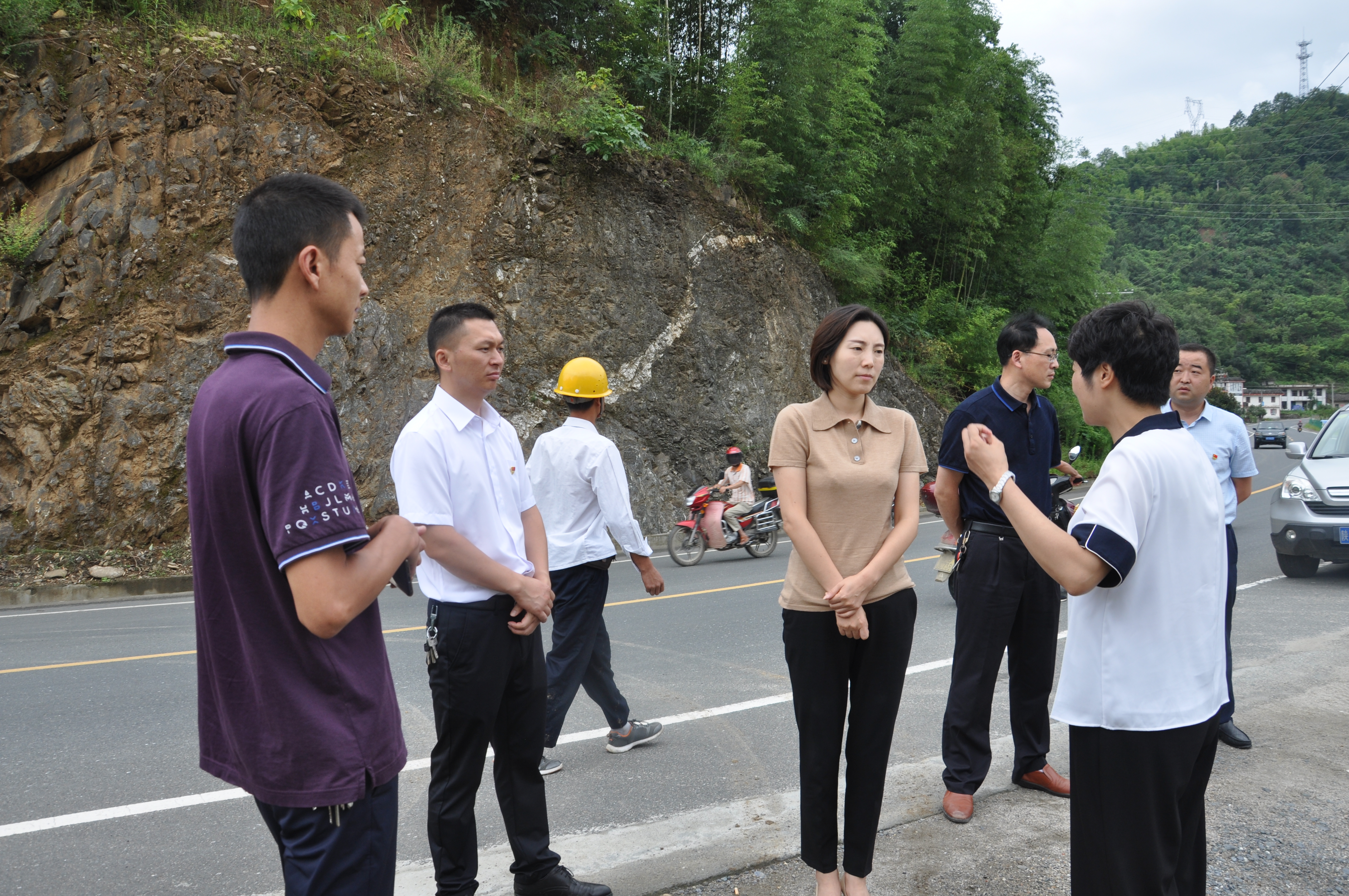 陈磊到蔺河镇开展扫黑除恶专项斗争谈话活动