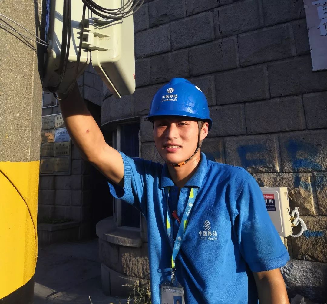 战高温拼炎值无锡分公司全力做好高温装维工作