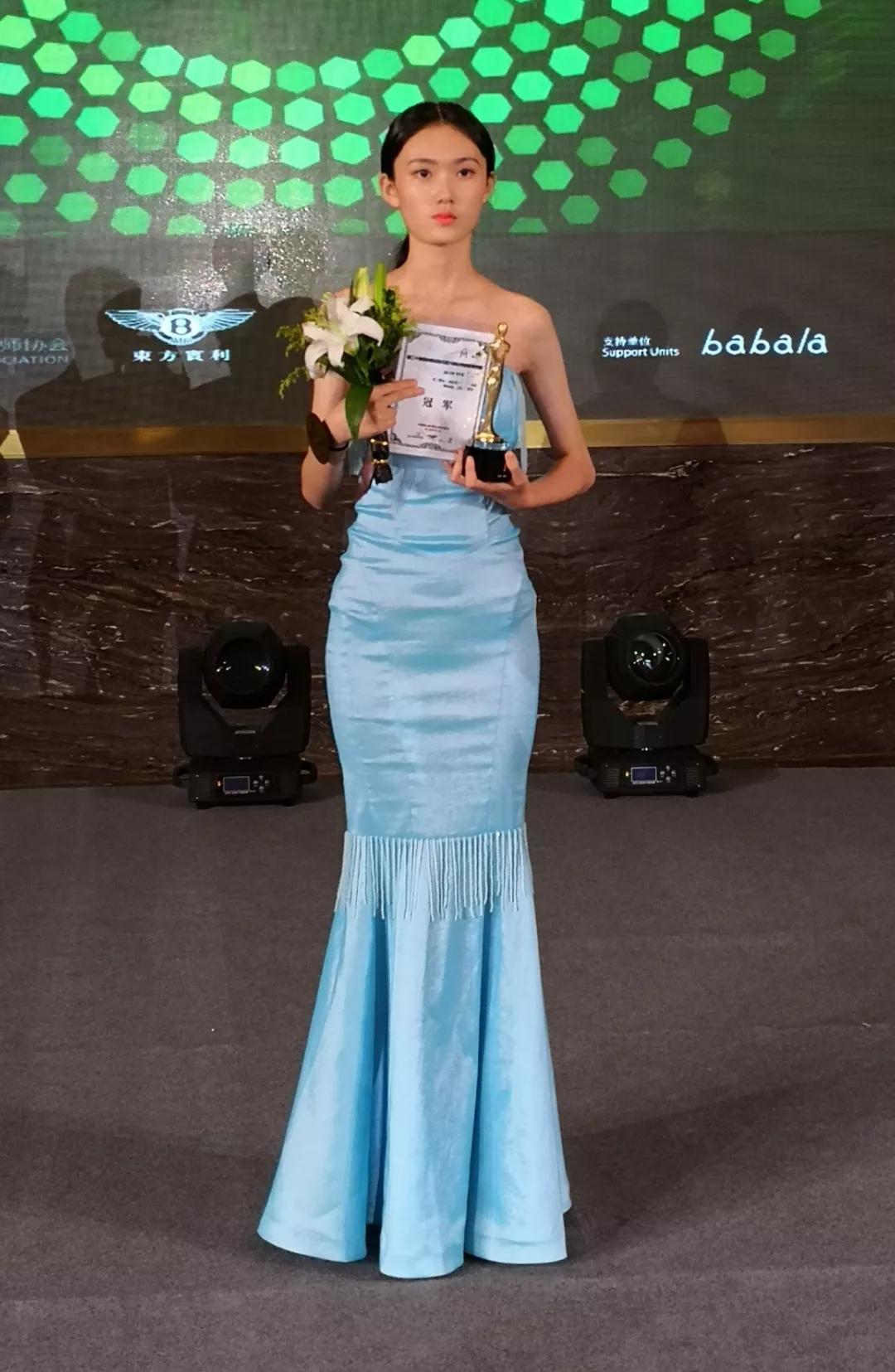 总决赛冠军第二十四届中国模特之星大赛总决赛亚军封面人物天艺之星