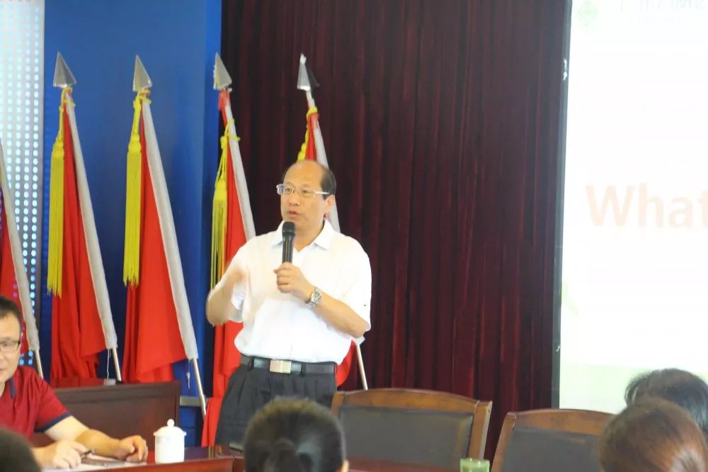 2019年暑假广东万威达教育集团行政培训学习活动_翁源县