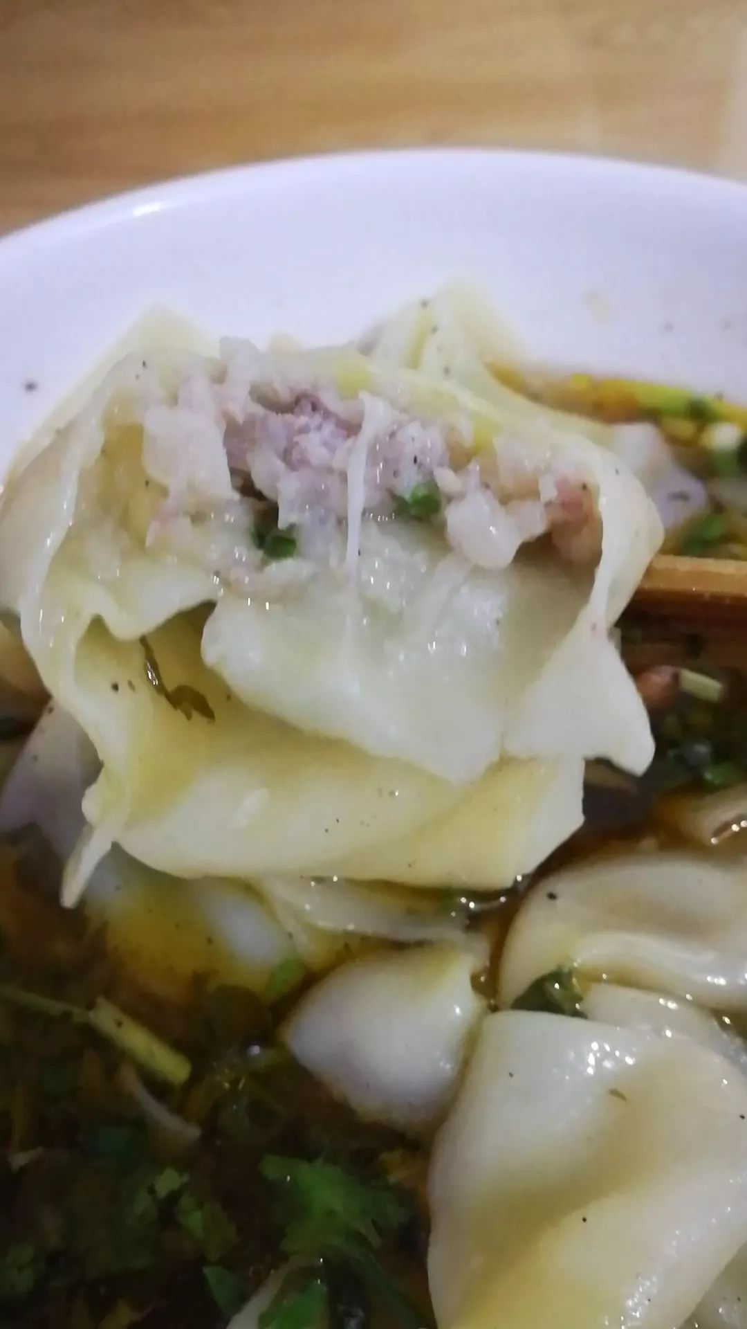 巷子再深也藏不住的美味,非稻子巷这家特色酸汤水饺莫属!