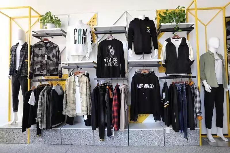 印自男装秋款上市穿出属于你的时尚态度