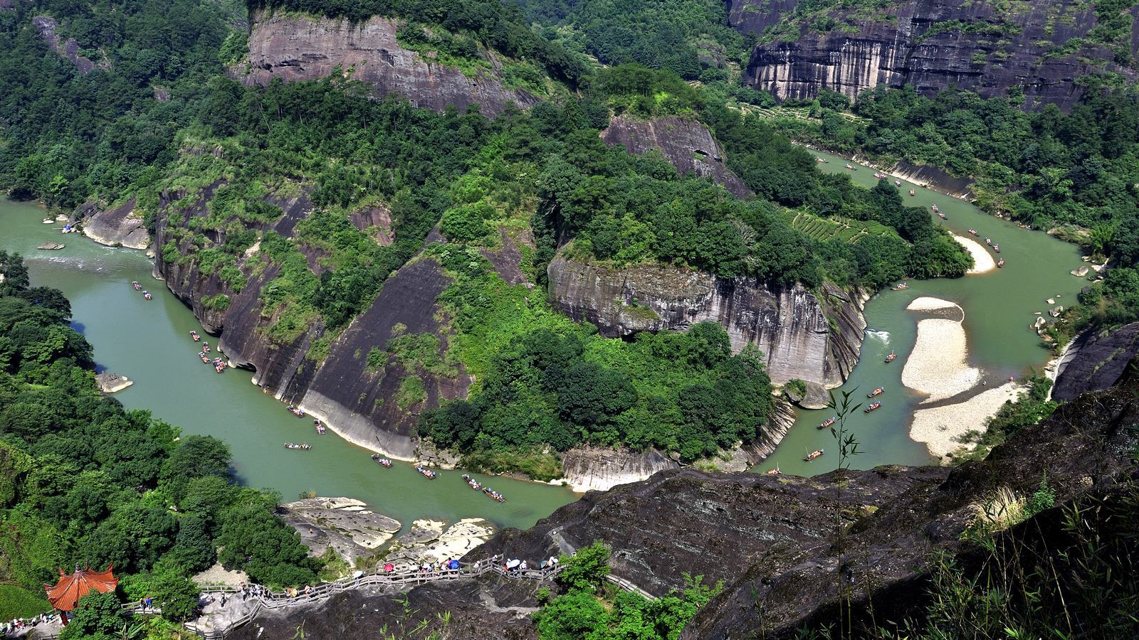 武夷山各景点花式争宠最后竟被一家别墅度假酒店抢了风头