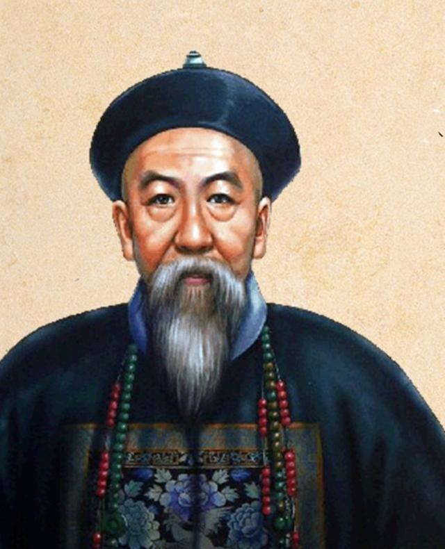 (李鸿章画像)李鸿章是继曾国藩后的一国柱石,挑起国家重担,可谓是一人