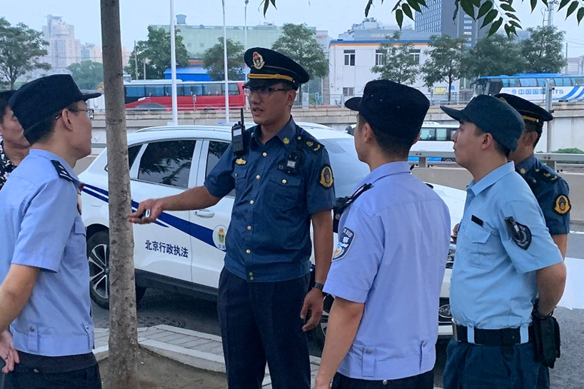 北京公安警方持续开展暑期治安秩序整治 _交通执法总队