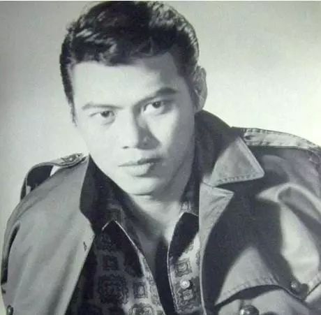 她是比邓婕还美的王熙凤,却被大29岁渣男欺骗,28岁自杀一生尽毁_罗烈