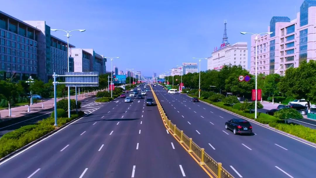 新的赤峰街六道街五道街四道街三道街二道街头道街站前街 解放街 钢铁