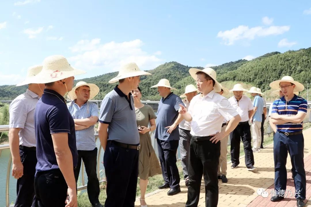 南昌市新建区考察组来我市考察学习绿化景观和环境整治工作