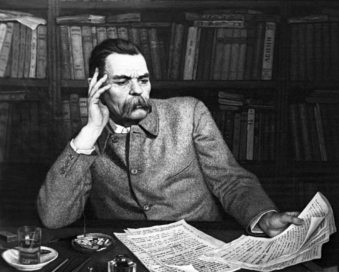 在艰苦的日子里要坚强,在幸福的日子里要谨慎_高尔基