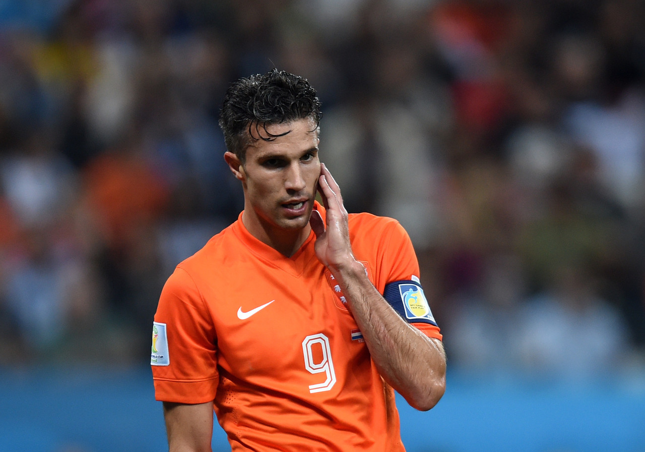 范佩西回顾:转会曼联不会让所有人开心,但坚持了自己的选择