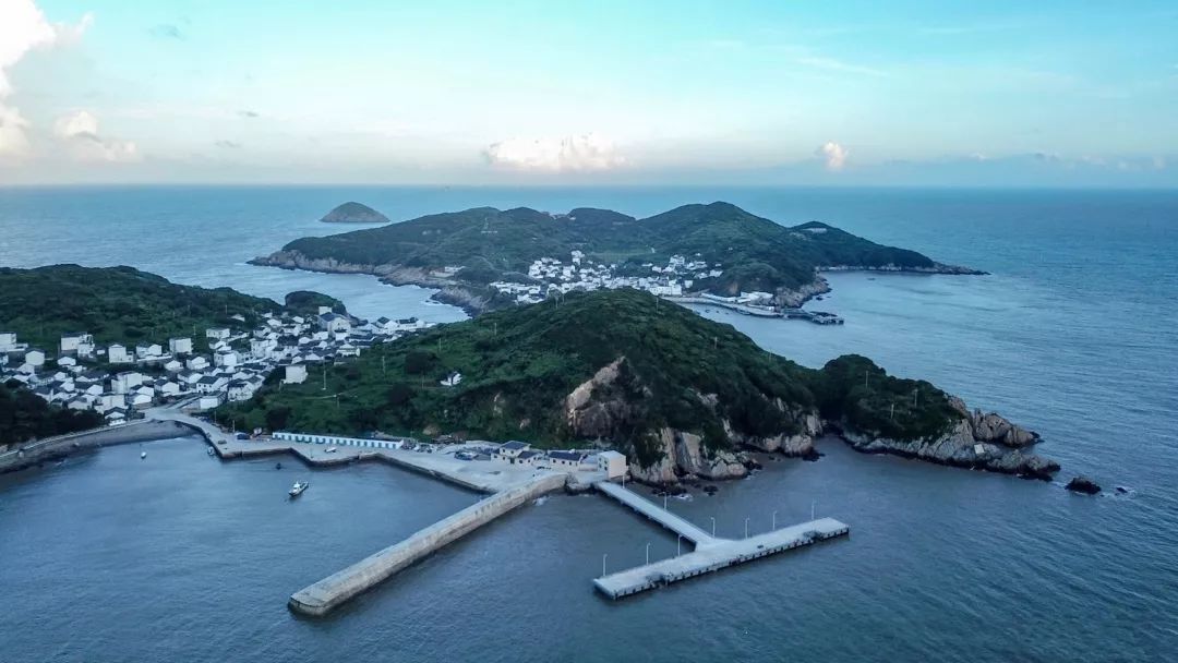 81718白沙岛这里有你的诗和远方梭子蟹宴泳池音乐轰趴bbq梦想很近离