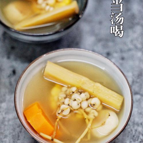 体内湿气太重怎么办多喝竹蔗茅根薏米水祛湿效果立竿见影