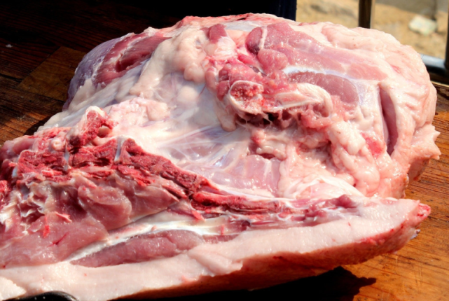 不知道大家有没有发现,猪肉全身都是宝,可以吃的部位非常多,每一个