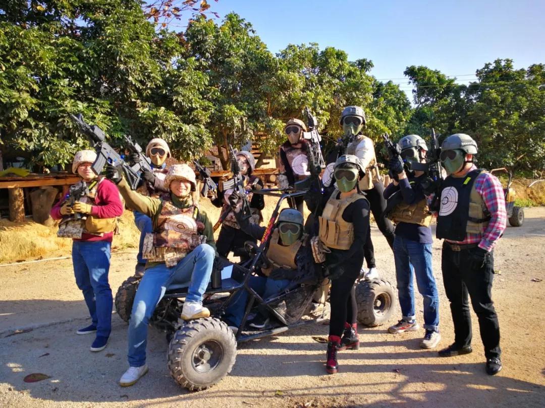 珠海团建户外真人cs绝地求生吃鸡战场彩弹激光射击