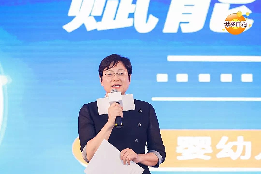 马博士婴幼儿游泳朱晓兰婴幼儿游泳如何规避成为母婴门店的鸡肋