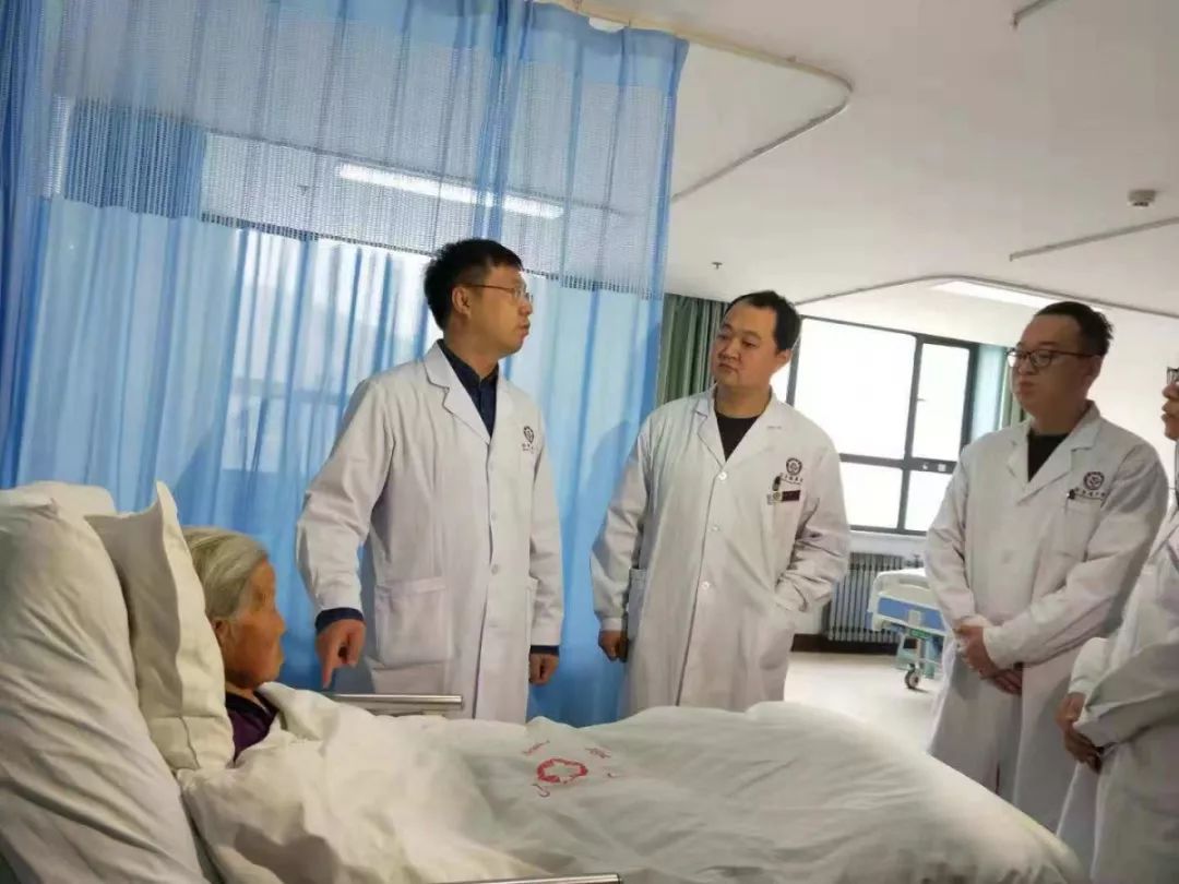 记我院对口支援旬邑医生张建林