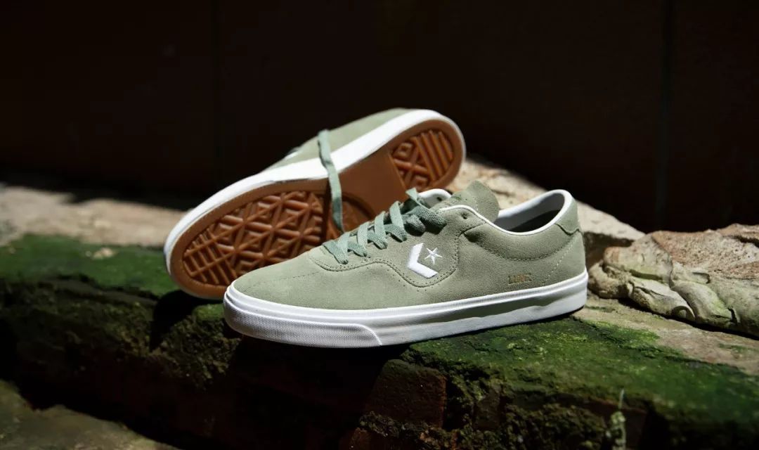 原谅我的迟到louielopezpro翡翠绿配色给你极致控板体验