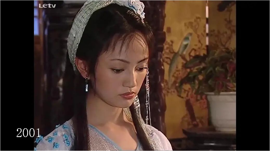 2001年,罗海琼28岁,这张剧照是小盘心中罗海琼古装造型的top1.