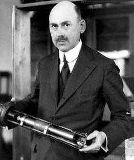 历史上的今天 | 现代火箭技术之父罗伯特·戈达德去世